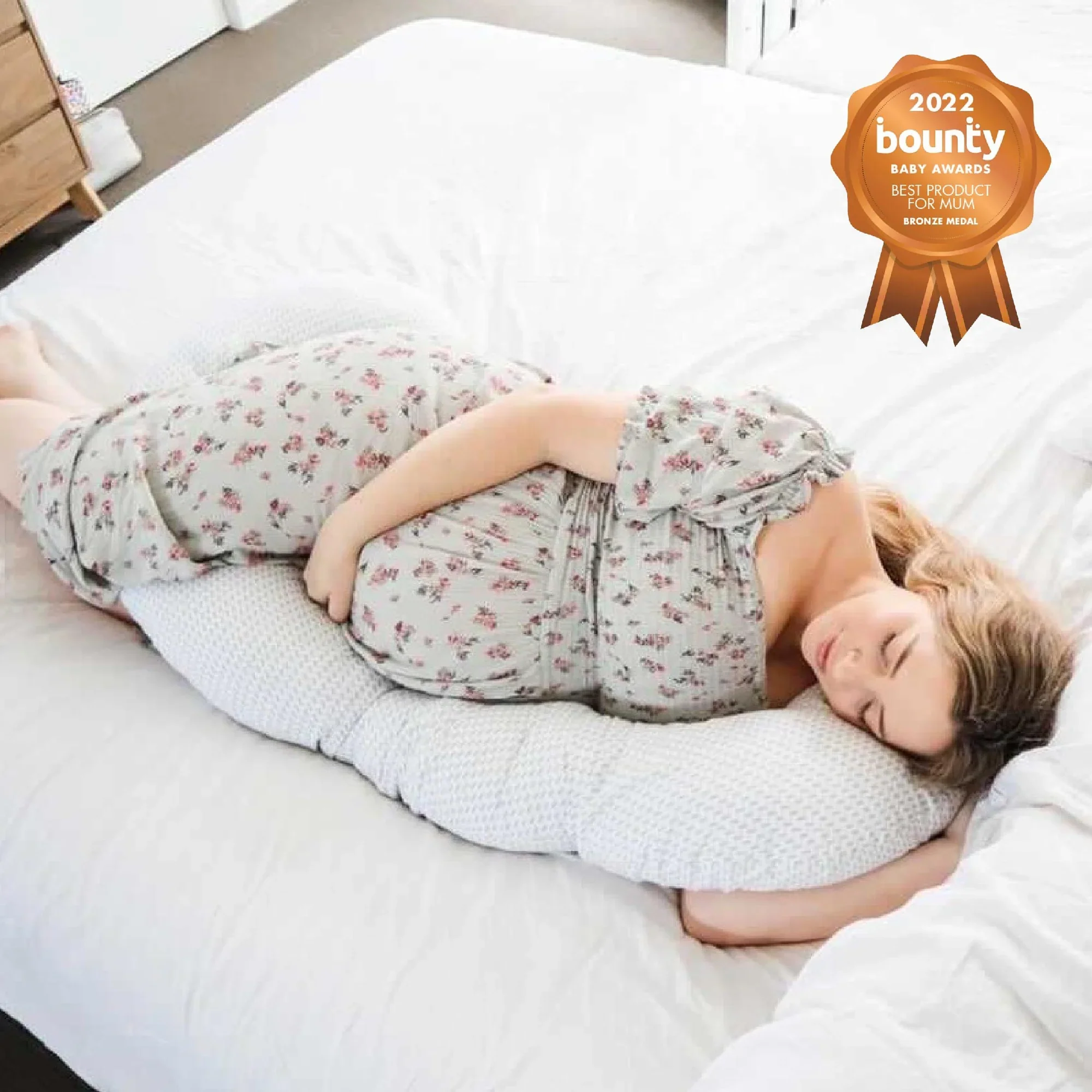 Babystudio The Ultimate Body Pillow - Gingham Beige - Image 3