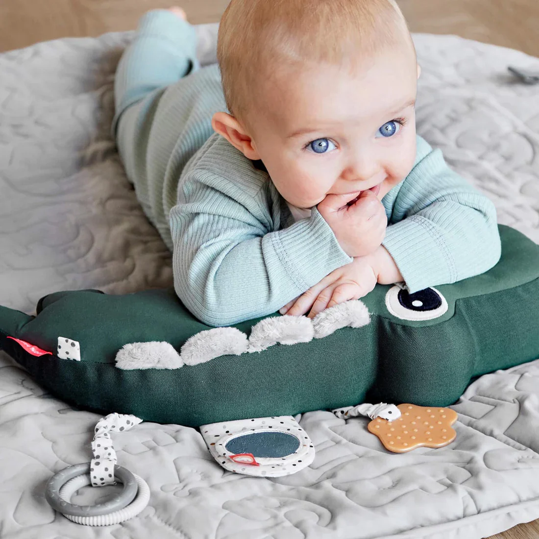 Done by Deer Croco Tummy Time Activity Toy POWDER - Image 2