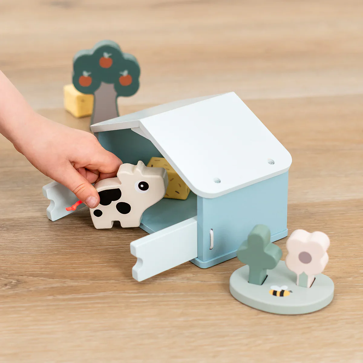 Done by Deer Tiny Farm Play Set Dotti - Image 2