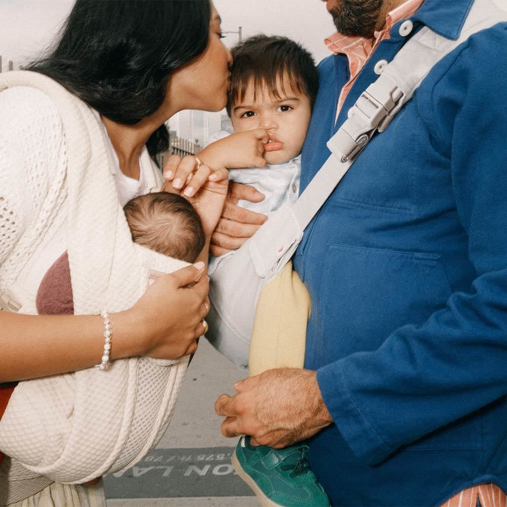 Ergobaby Ergobaby Upsie Sling Carrier - Pearl Grey - Image 17