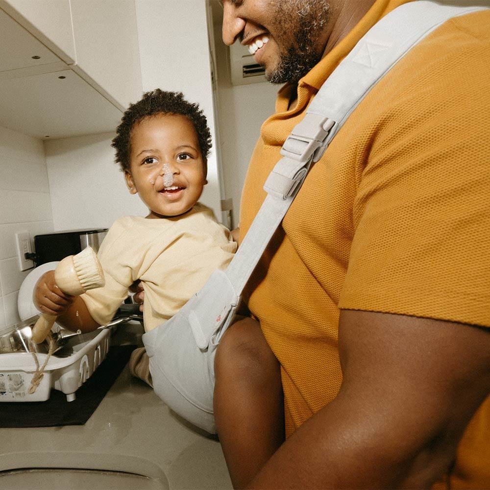 Ergobaby Ergobaby Upsie Sling Carrier - Pearl Grey - Image 19