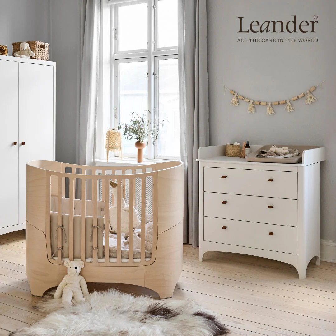 Leander Classic Cot With Premium Mattress - Image 3