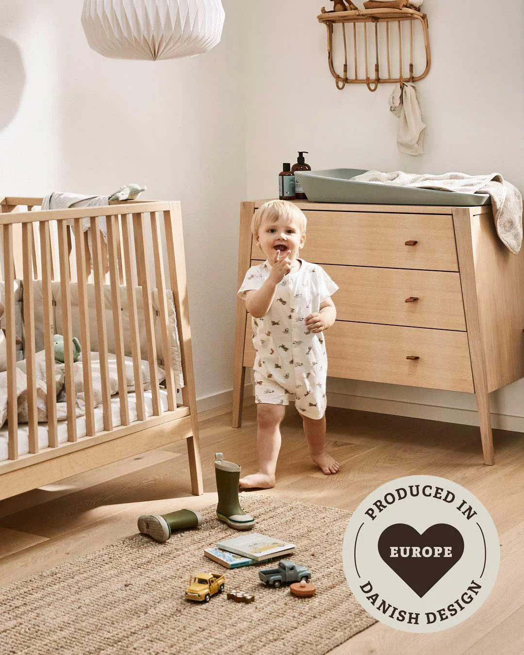 Leander Linea Cot with Mattress - Image 2