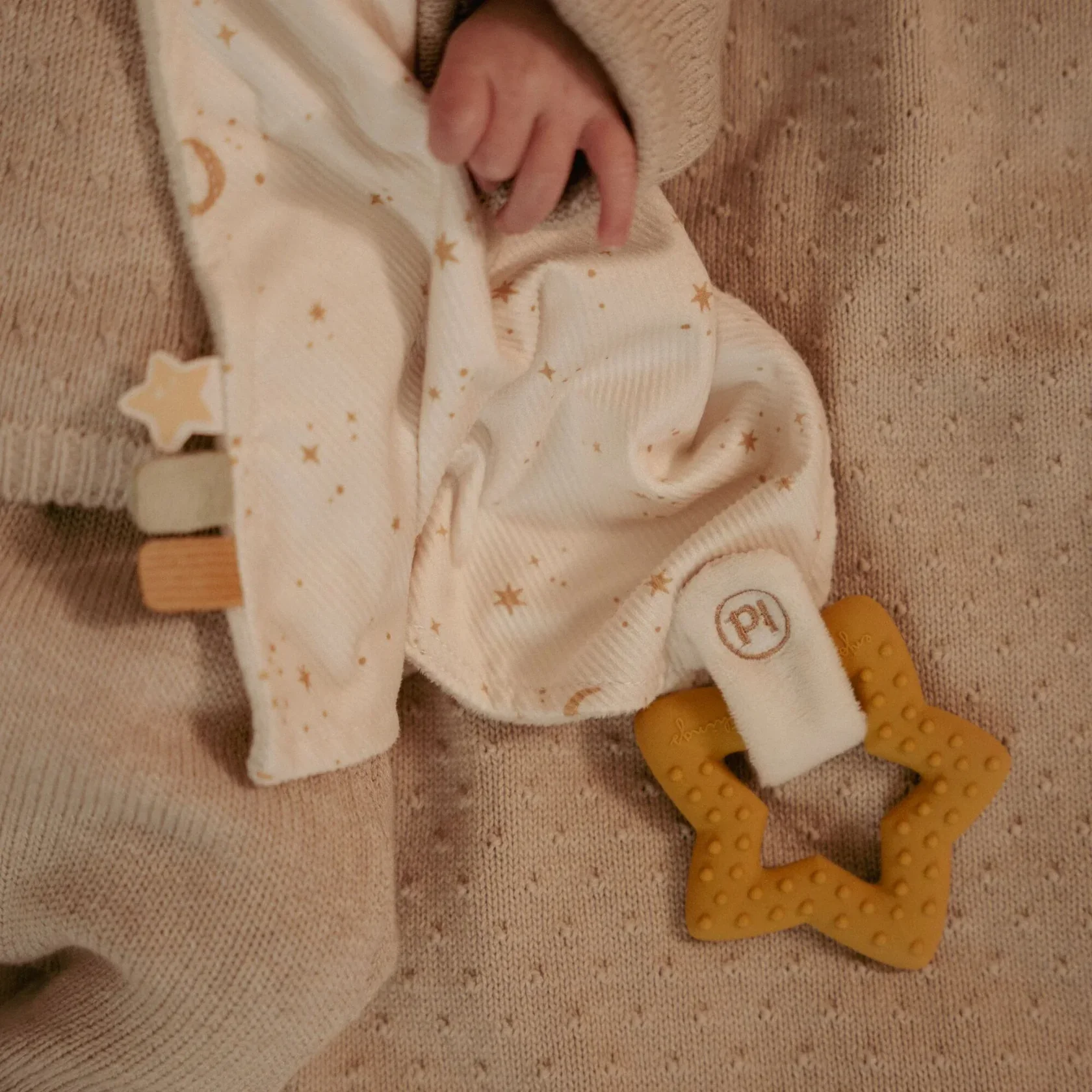 Little Dutch Cuddle Cloth - Baby Goose With Teething Ring - Image 10
