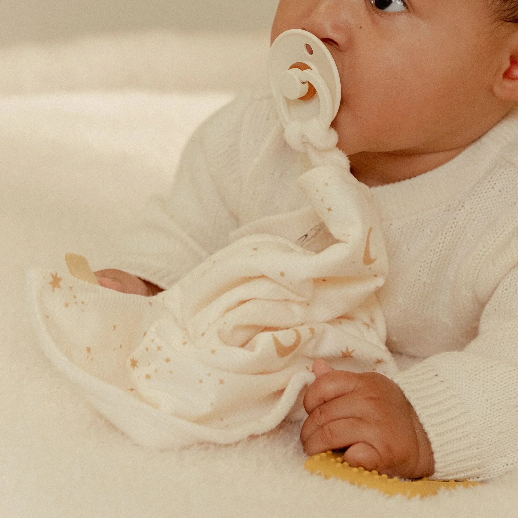 Little Dutch Cuddle Cloth - Baby Goose With Teething Ring - Image 13