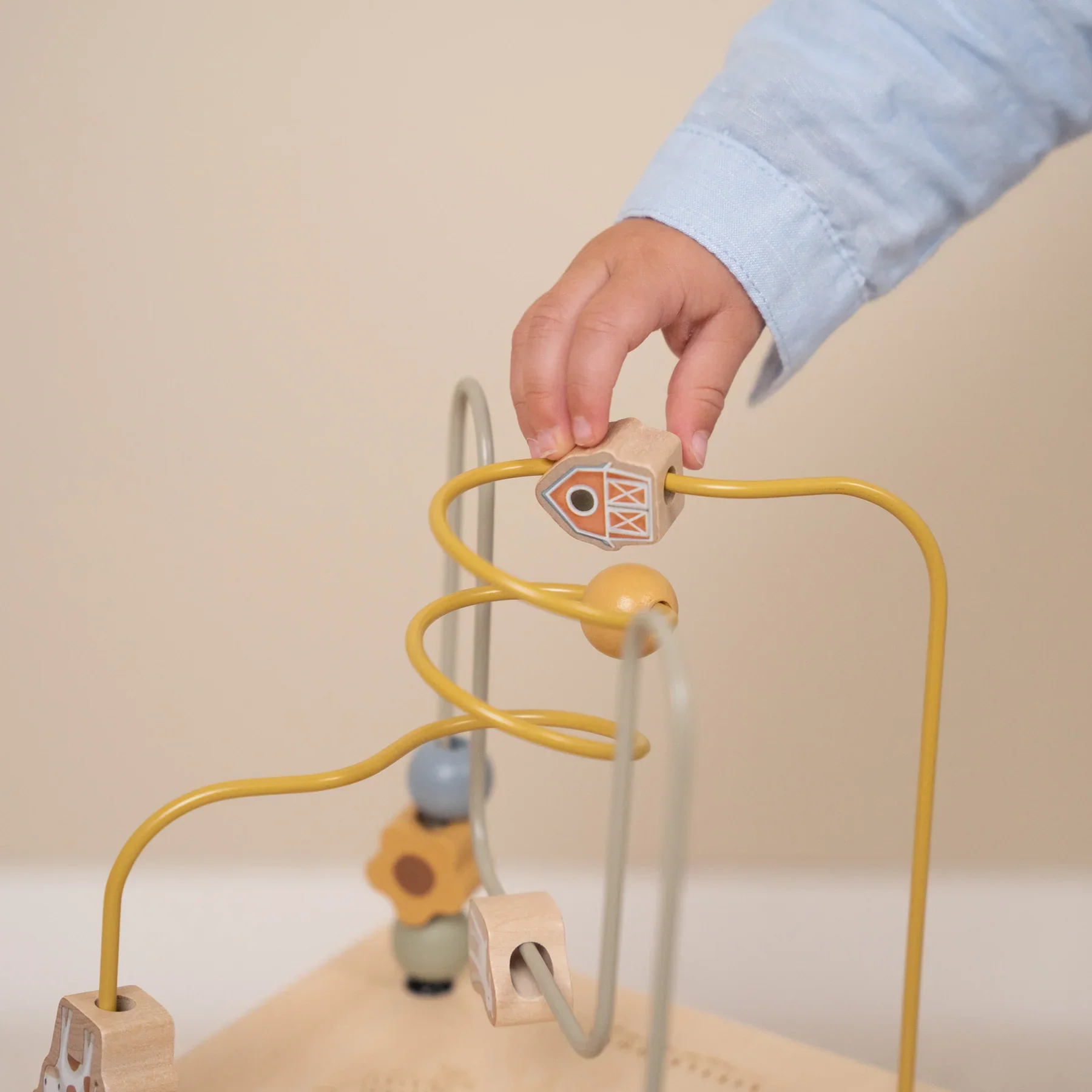 Little Dutch Little Farm Activity Cube - Image 14