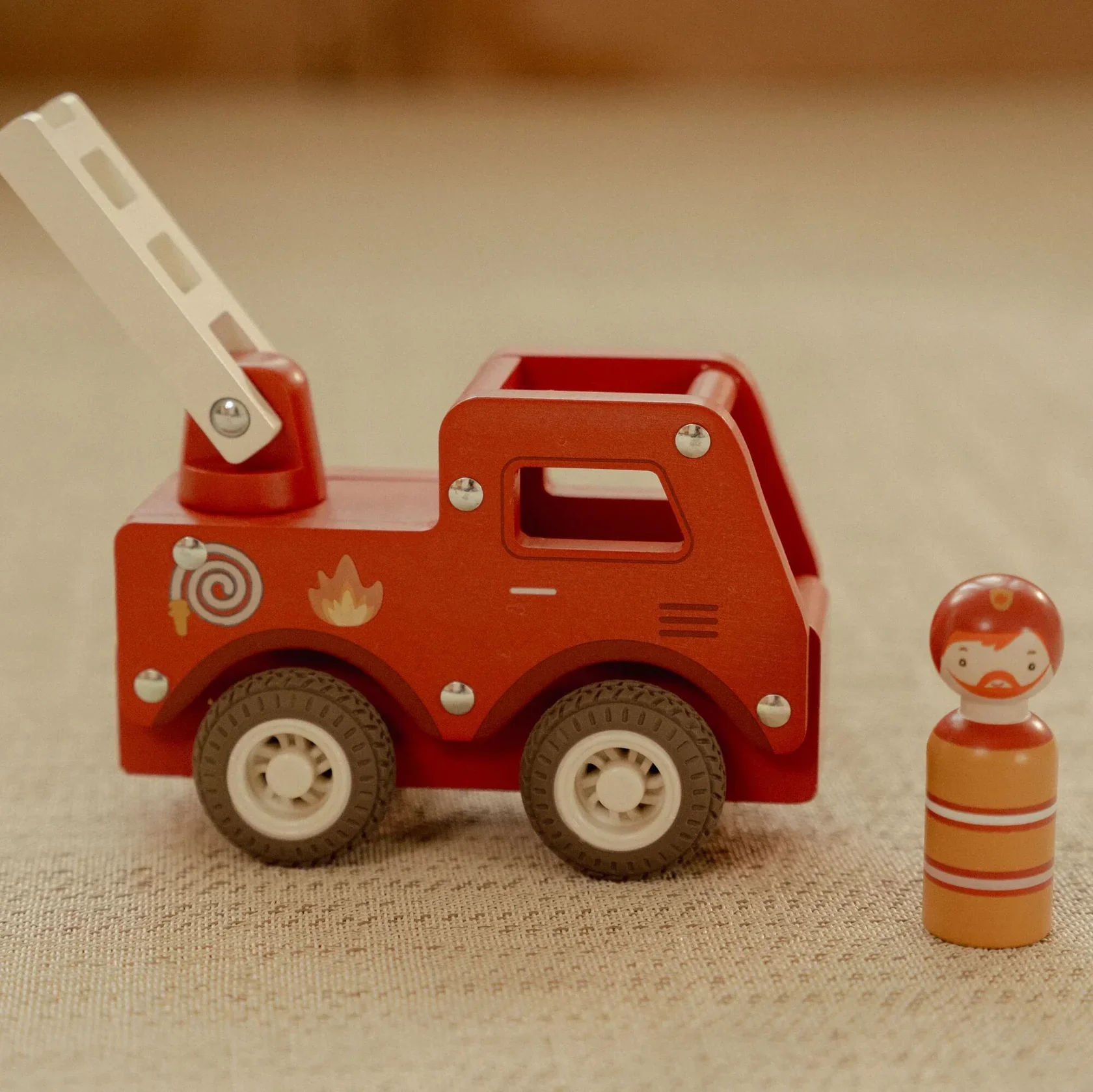 Little Dutch Wooden Firetruck - Image 10