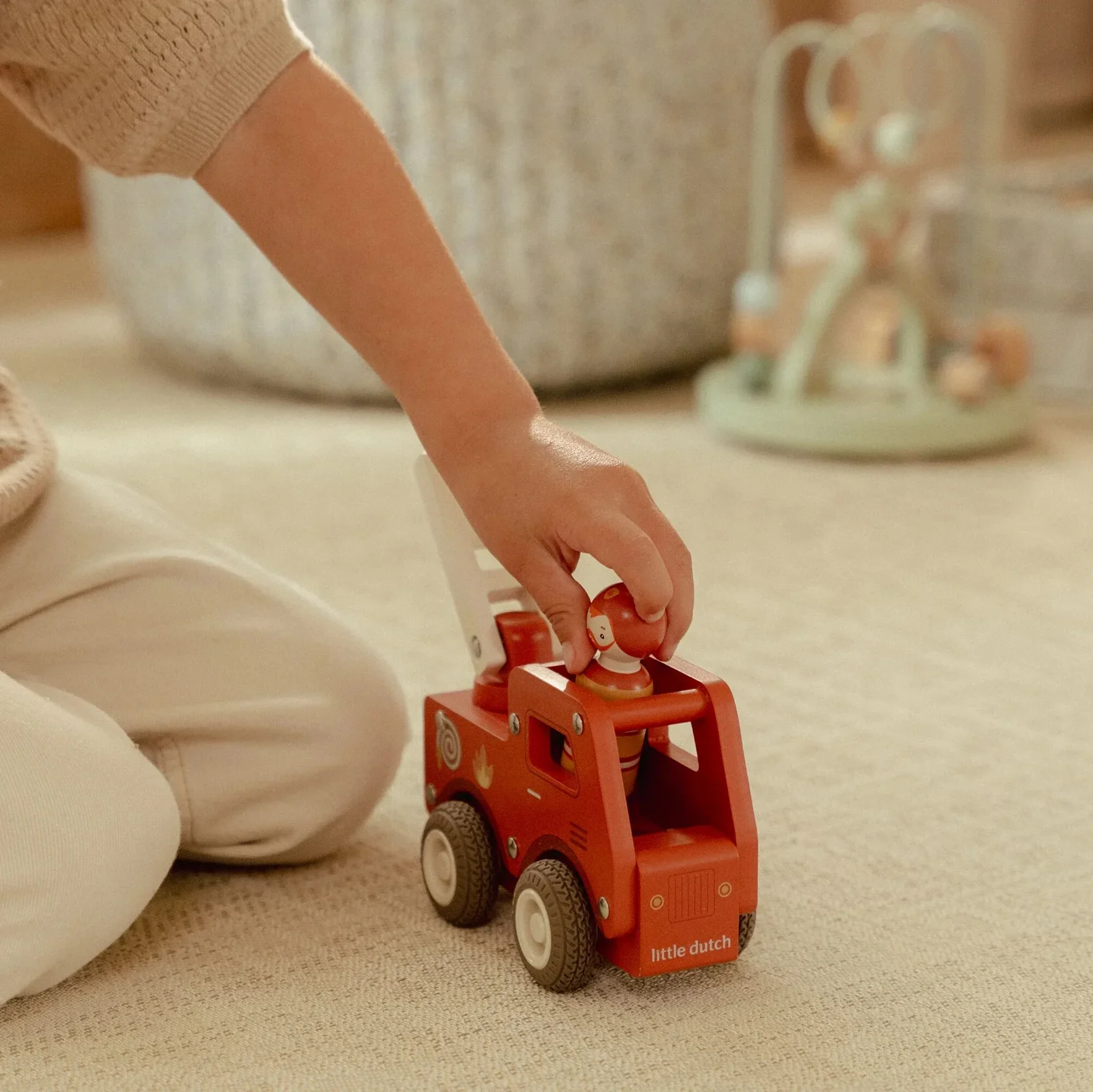 Little Dutch Wooden Firetruck - Image 9
