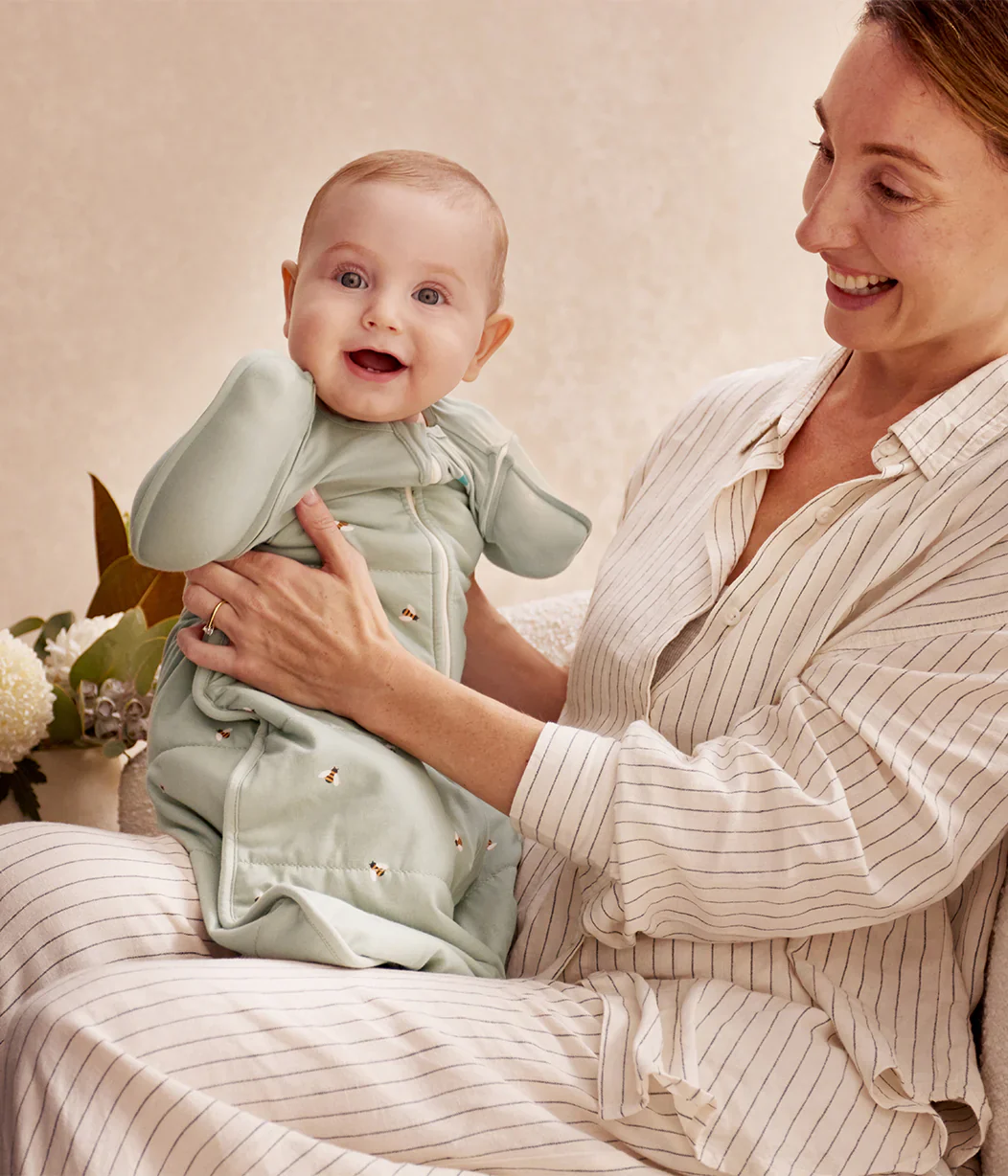 Love To Dream Swaddle Up Transition Bag 2.5 TOG -Olive Bees - Image 7