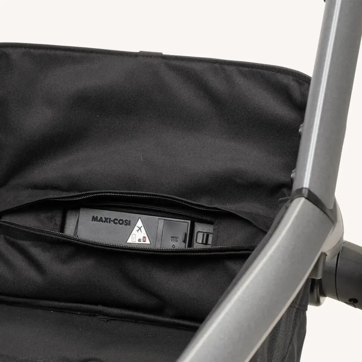 Maxi Cosi Fame Stroller and Bassinet - Twillic Graphite - Image 11