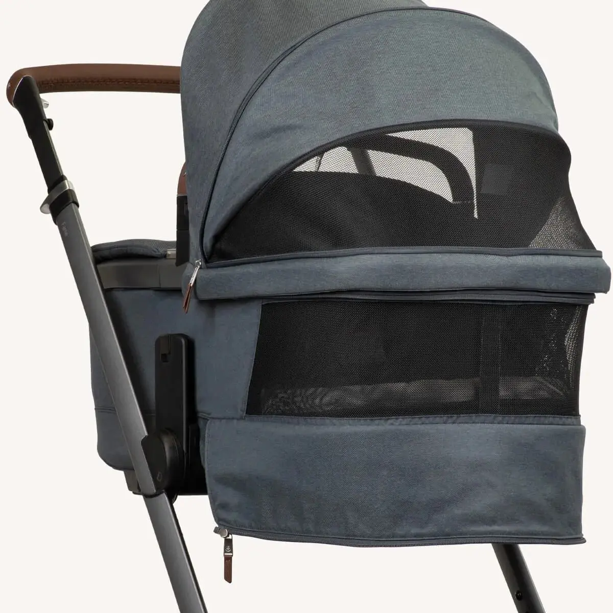 Maxi Cosi Fame Stroller and Bassinet - Twillic Graphite - Image 12