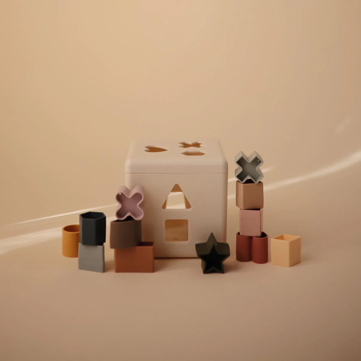 Mushie Shape Sorting Box - Image 3